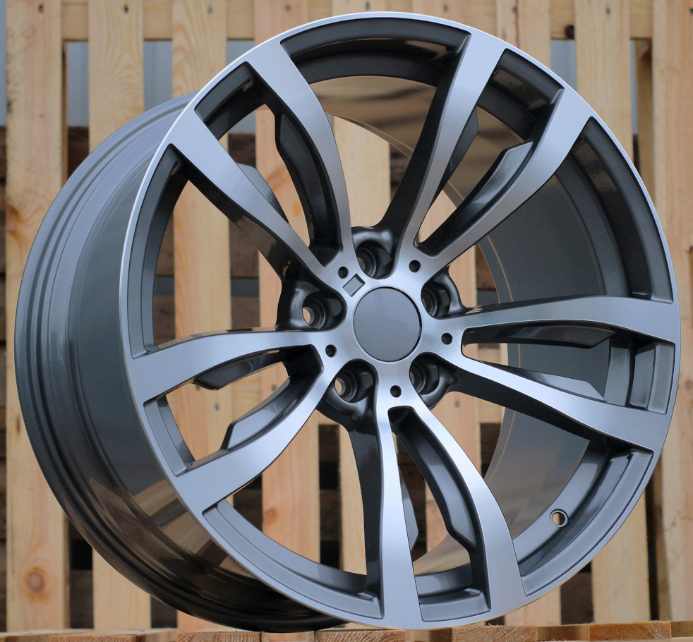 BMW (Replica) B1057_000000000347
