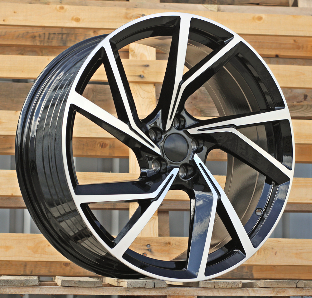 RACIN (Replica) YF5709_000000010101